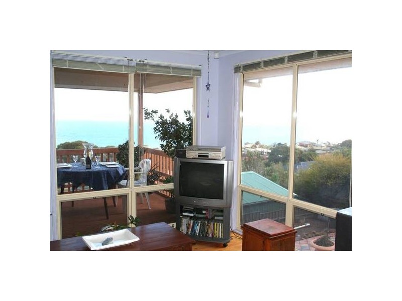 4 Moora Street, Hallett Cove SA 5158