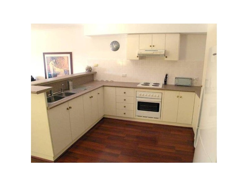 4 Abbey Road, Mitchell Park SA 5043