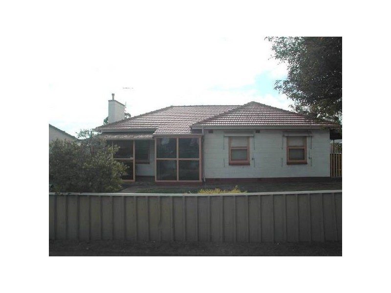 1 Trott Grove, Oaklands Park SA 5046