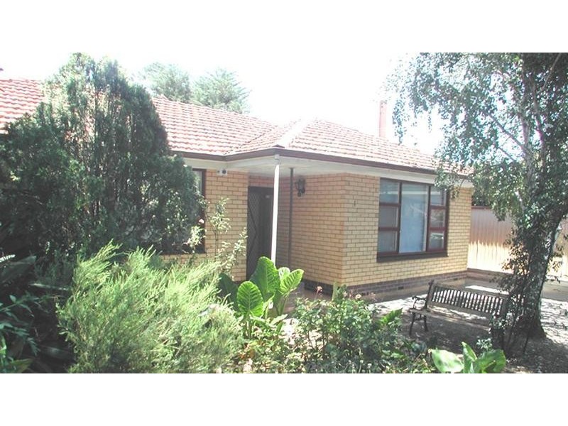 1 Woodmere Avenue, Mitchell Park SA 5043