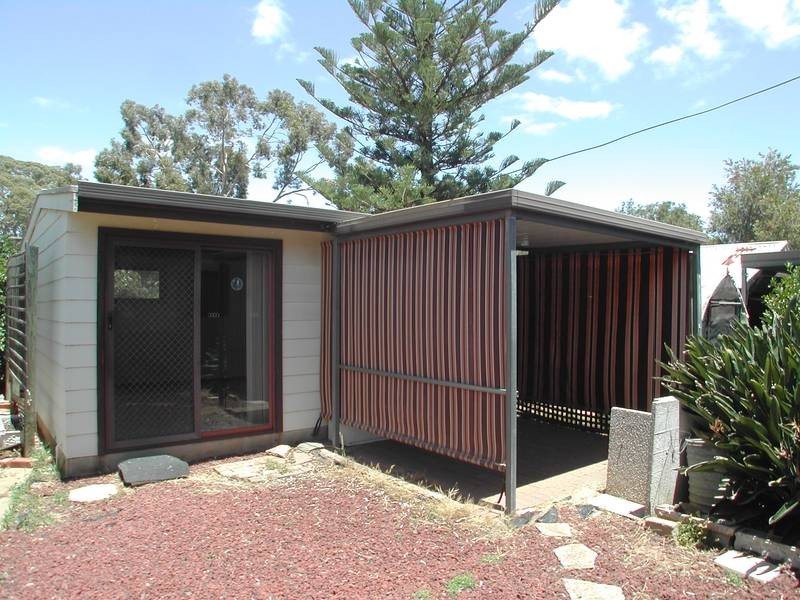 28 Scott Avenue, Clovelly Park SA 5042
