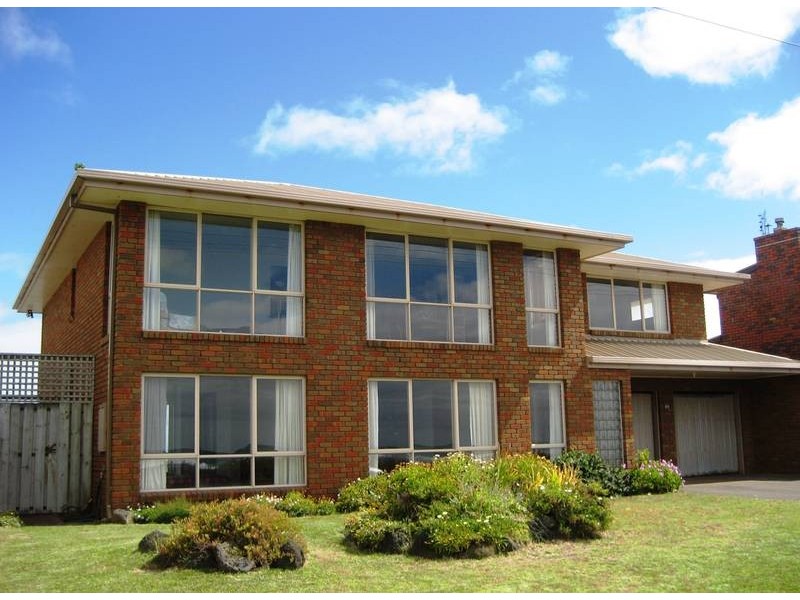 12 Ocean Drive, Port Fairy VIC 3284