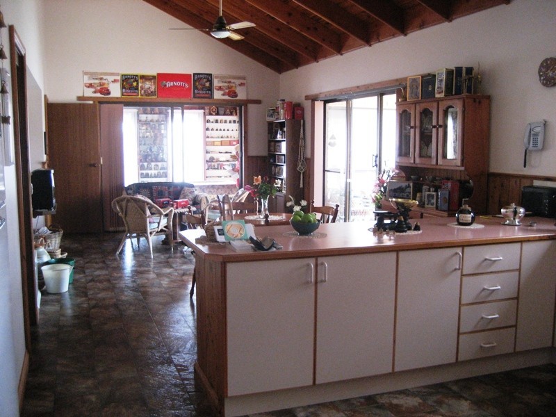 136 Princes Highway, Port Fairy VIC 3284