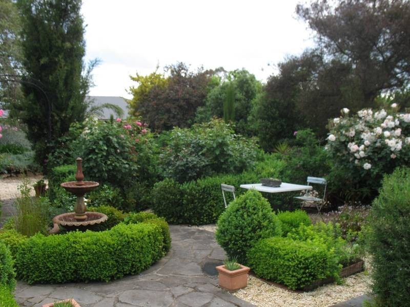 111 Commercial rd, Koroit VIC 3282