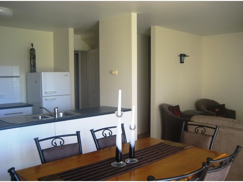 2/101 Gipps Street, Port Fairy VIC 3284