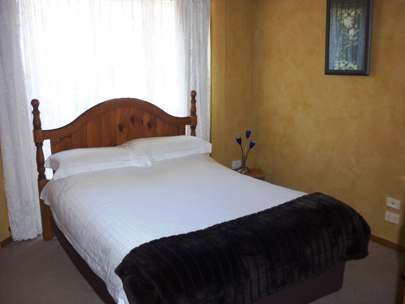 a/2 Villiers Street, Port Fairy VIC 3284