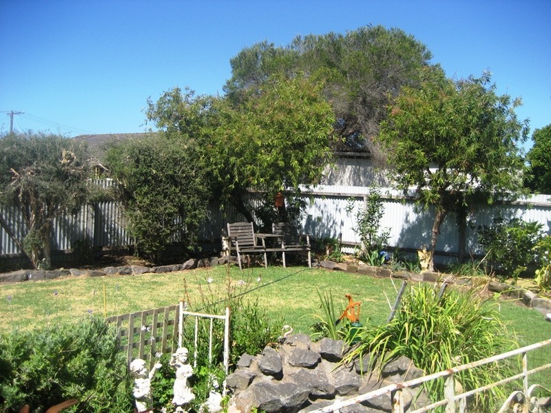 48 College Street, Port Fairy VIC 3284