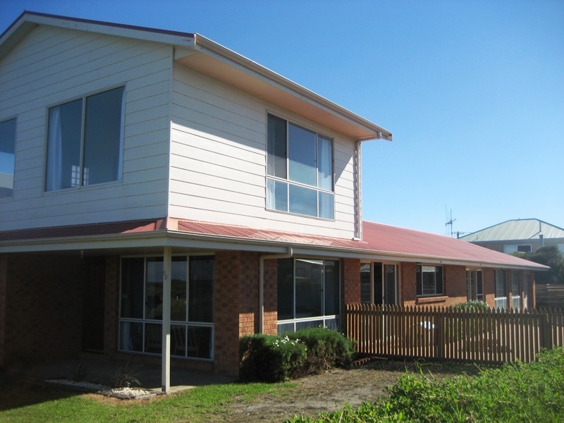 98 Ocean Drive, Port Fairy VIC 3284