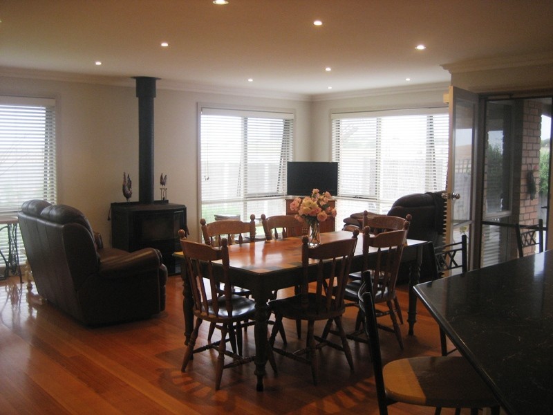 16 Anna Catherine Drive, Port Fairy VIC 3284