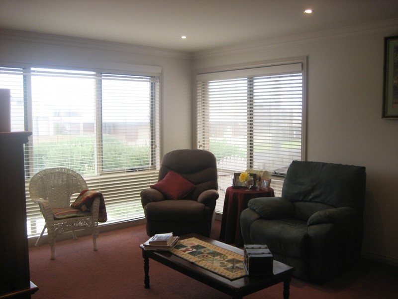 16 Anna Catherine Drive, Port Fairy VIC 3284