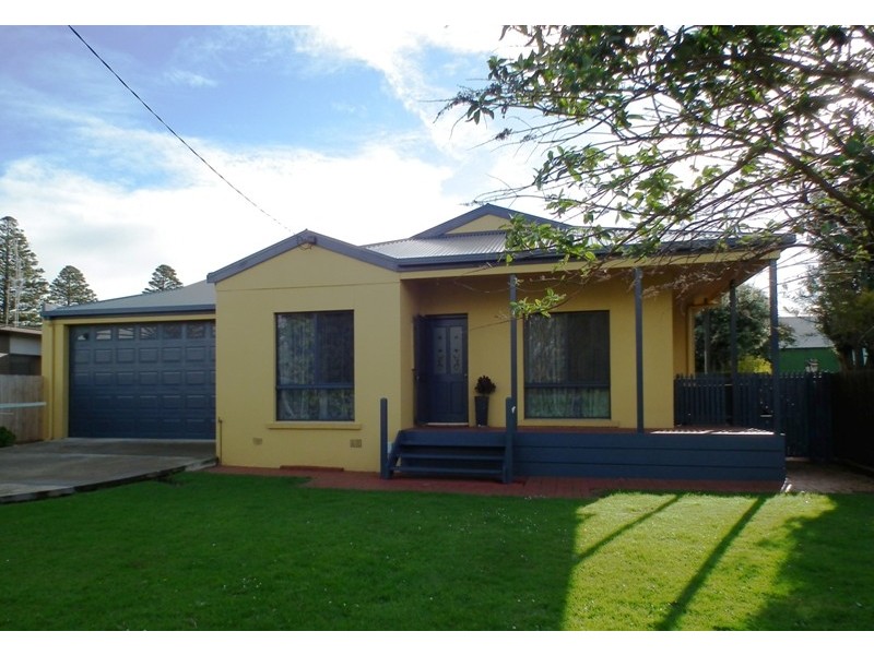 3 Osmond Lane, Port Fairy VIC 3284