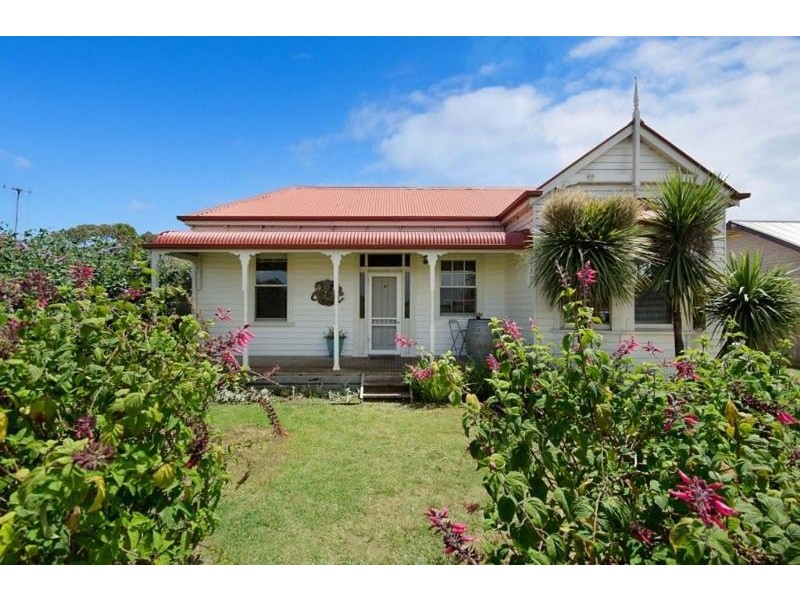 154 Princes Hwy, Port Fairy VIC 3284