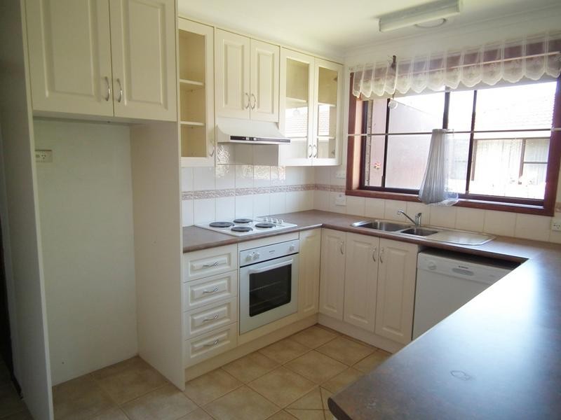 9 Ubergang Street, Port Fairy VIC 3284