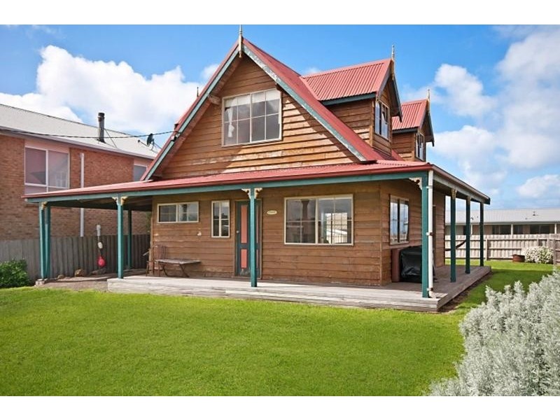 13 Anna Catherine Drive, Port Fairy VIC 3284