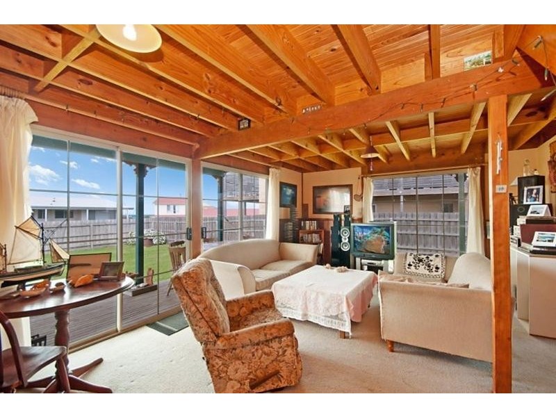 13 Anna Catherine Drive, Port Fairy VIC 3284