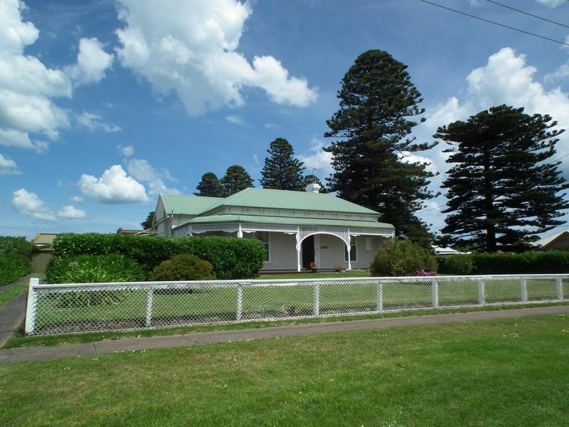 65 Cox Street, Port Fairy VIC 3284