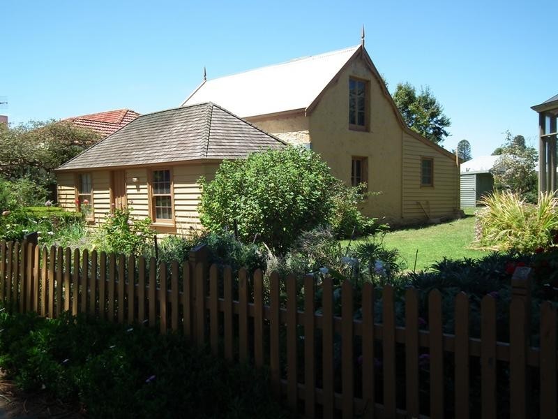 5 Sackville Street, Port Fairy VIC 3284