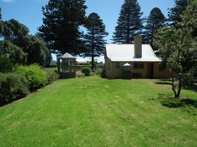 5 Sackville Street, Port Fairy VIC 3284