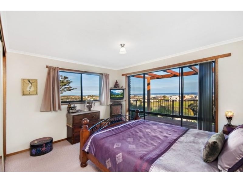 1 Seaview Way, Port Fairy VIC 3284