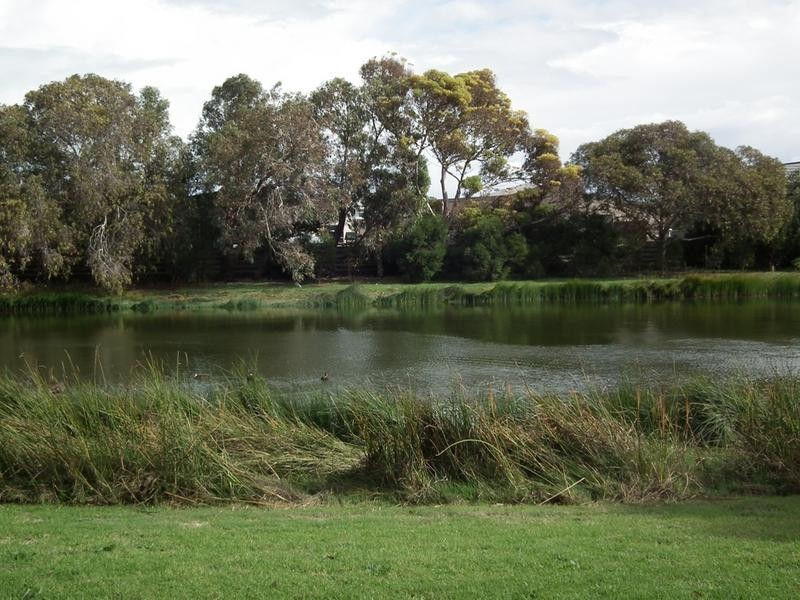 Whalers Drive, Port Fairy VIC 3284