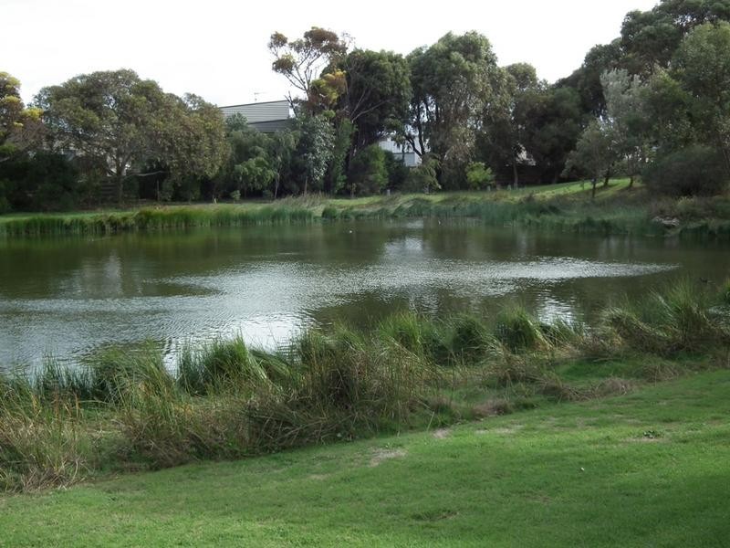 Whalers Drive, Port Fairy VIC 3284