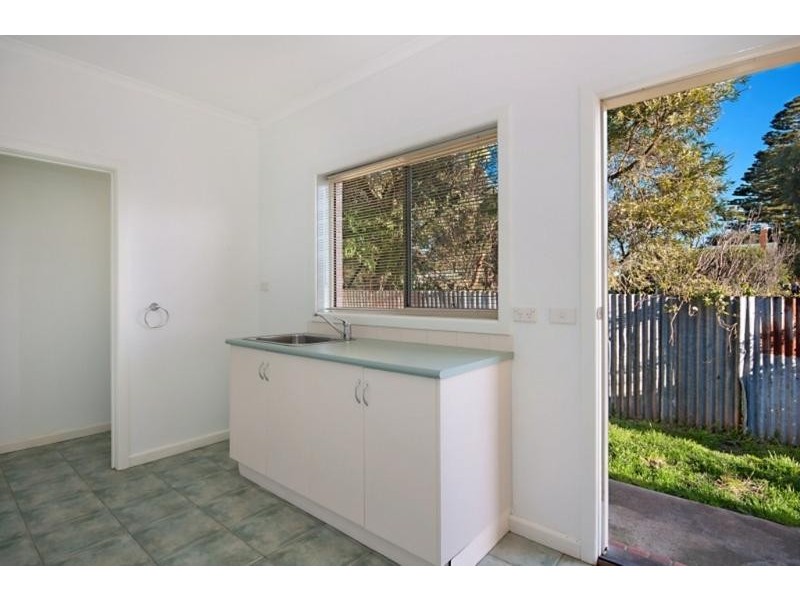 8 Winnen Place, Port Fairy VIC 3284