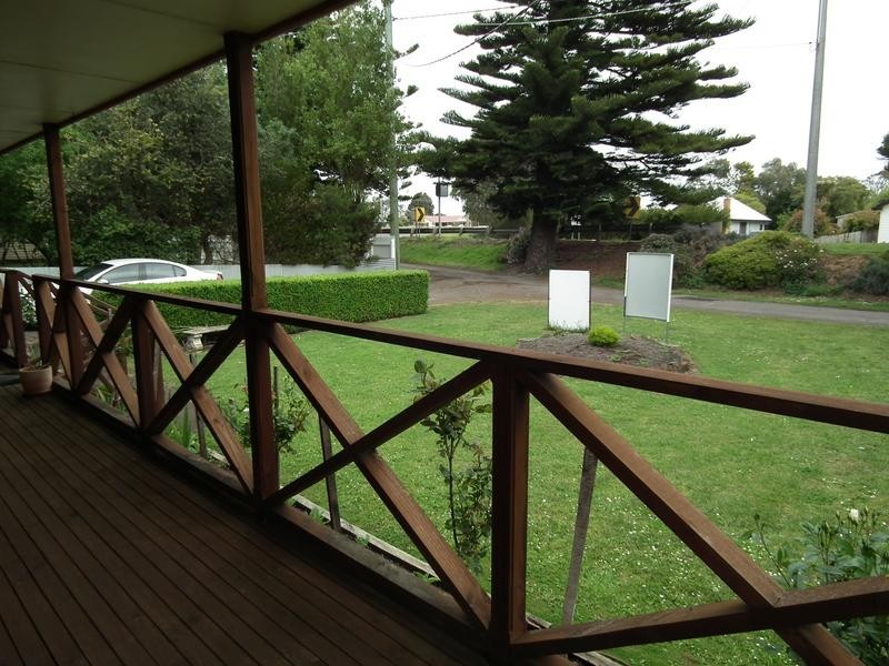 23 Albert Street, Port Fairy VIC 3284