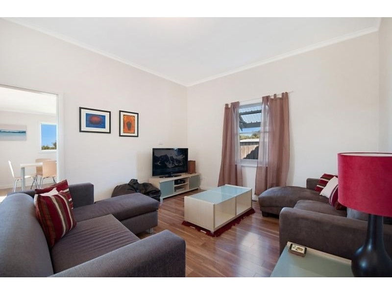 13 Elizabeth Street, Port Fairy VIC 3284