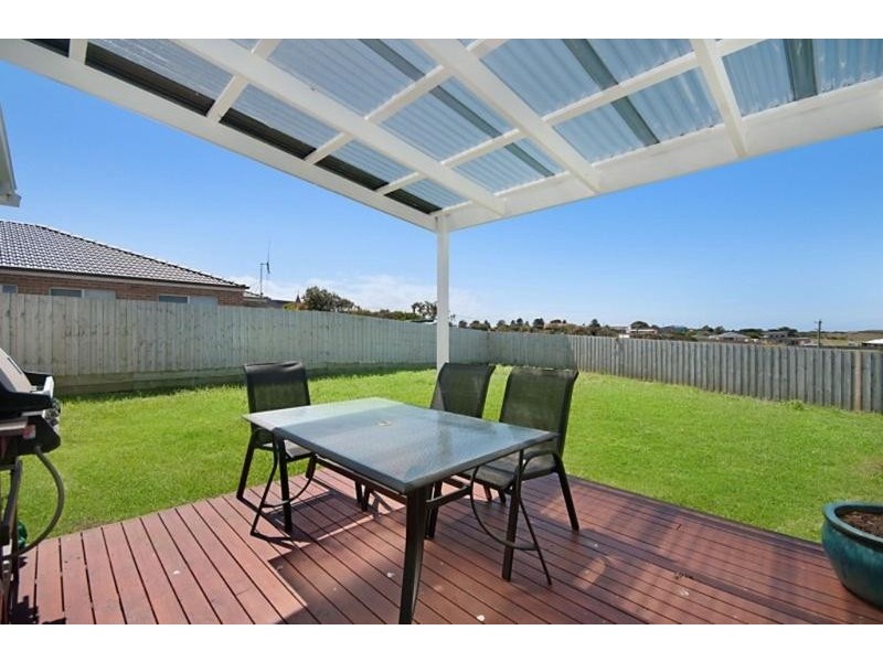 13 Elizabeth Street, Port Fairy VIC 3284