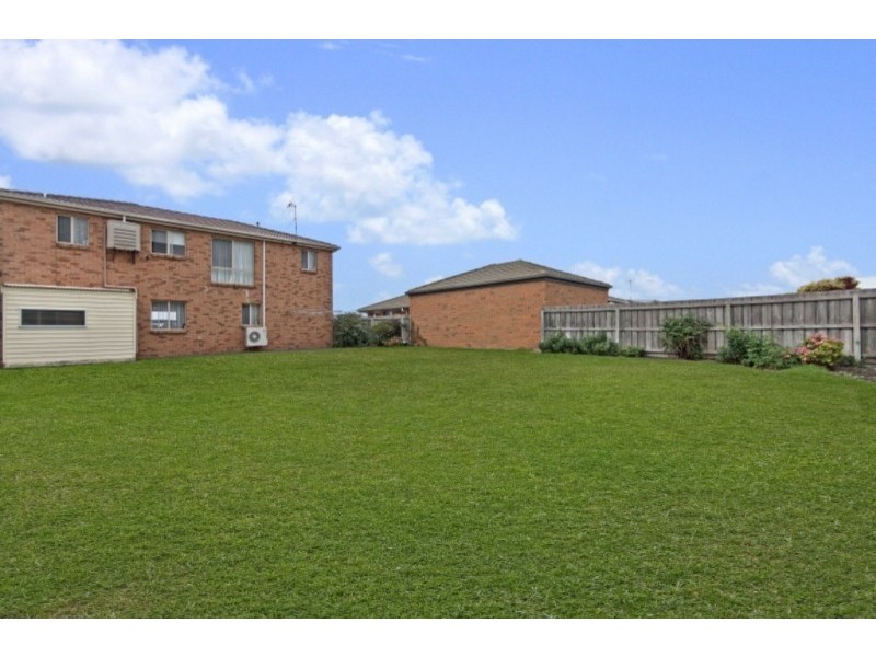 90 Ocean Drive, Port Fairy VIC 3284