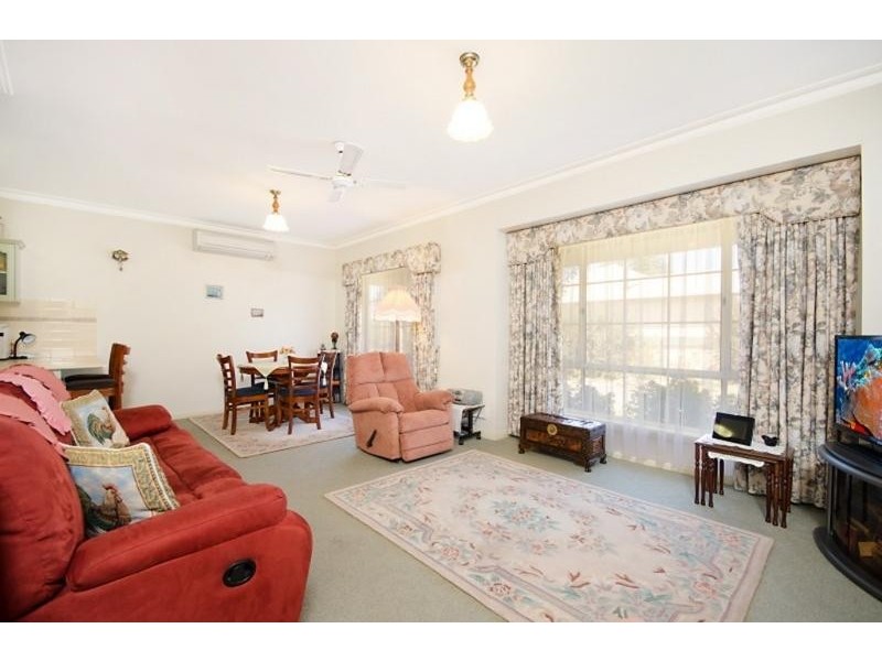 1 Winnen Place, Port Fairy VIC 3284