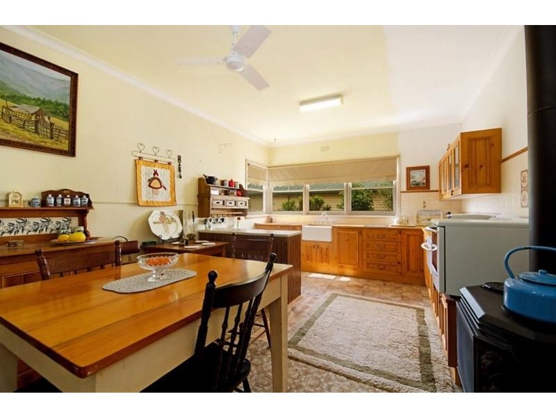 10 Earle Street, Port Fairy VIC 3284