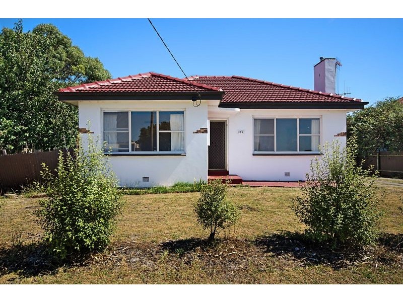 152 Princes Highway, Port Fairy VIC 3284