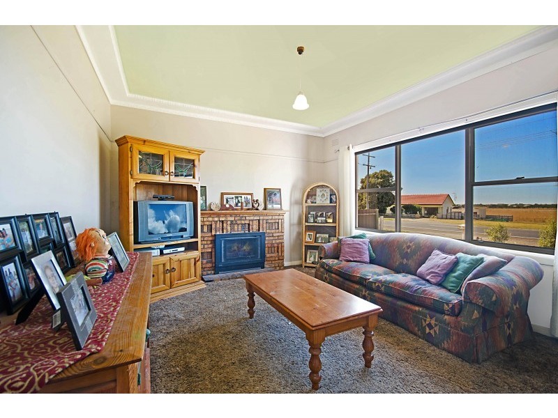 152 Princes Highway, Port Fairy VIC 3284