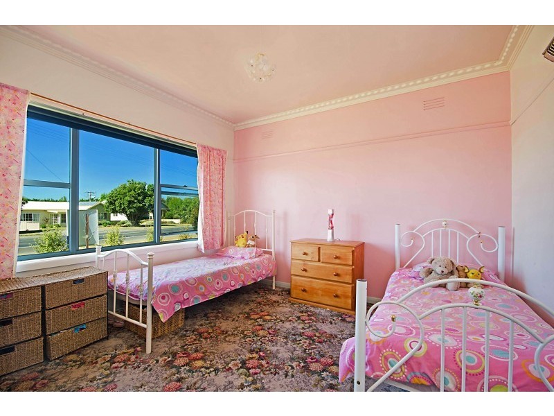 152 Princes Highway, Port Fairy VIC 3284