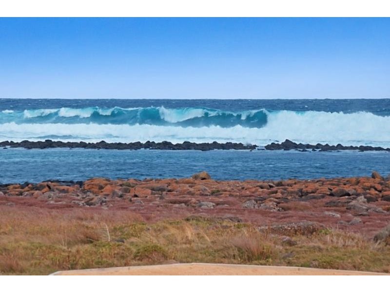 1/104 Ocean Drive, Port Fairy VIC 3284