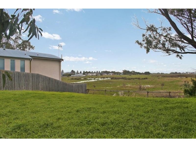 15 Whalers Drive, Port Fairy VIC 3284