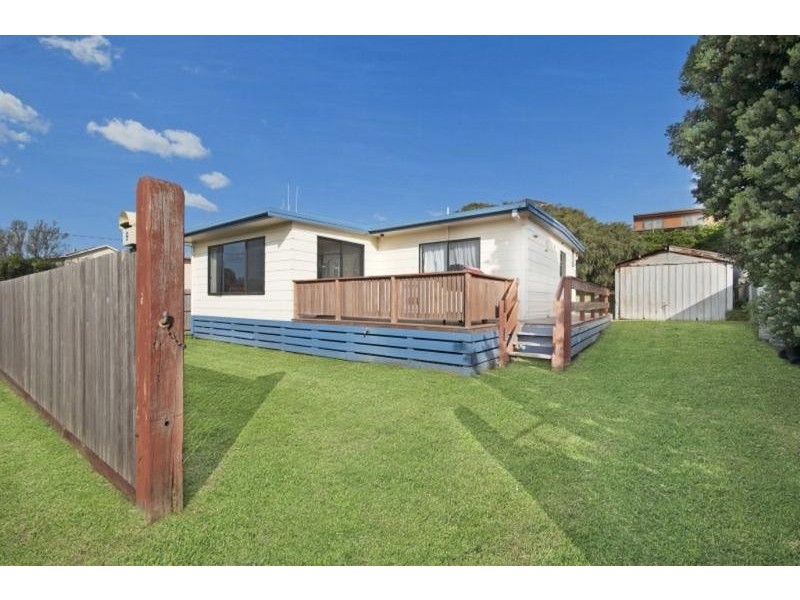 9 Reardon Street, Port Fairy VIC 3284