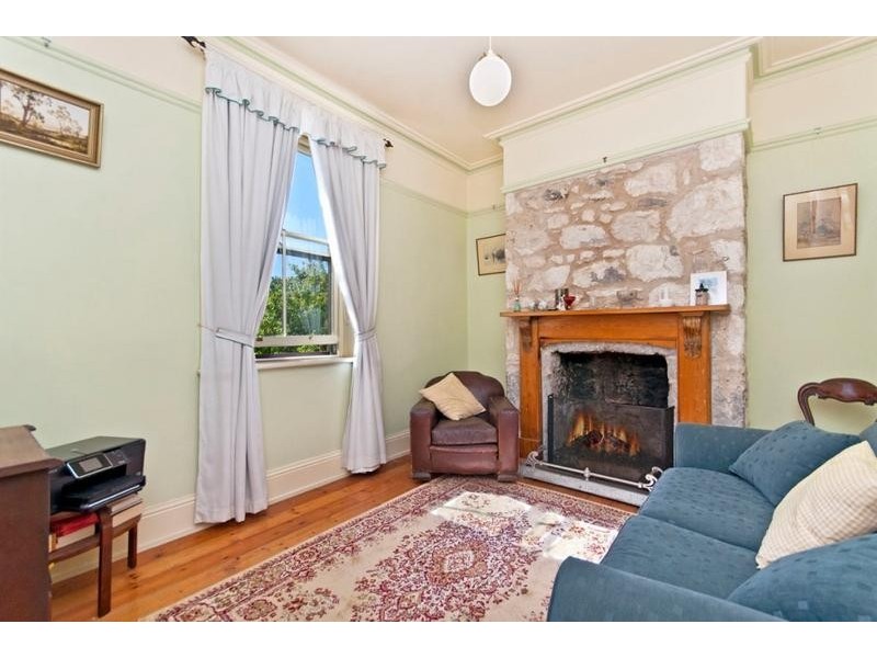 21 James Street, Port Fairy VIC 3284