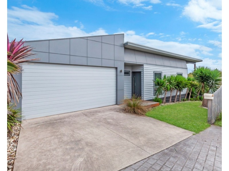 7 Baden Powell Drive, Port Fairy VIC 3284