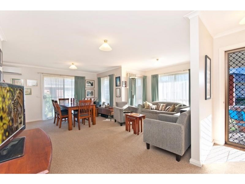 2 Dunlee Way, Port Fairy VIC 3284