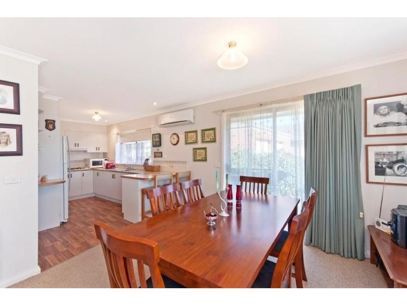 2 Dunlee Way, Port Fairy VIC 3284