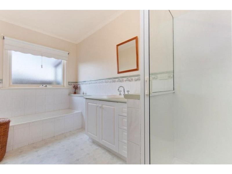 16 Paton Street, Port Fairy VIC 3284