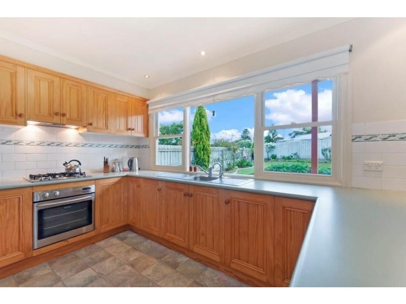 16 Paton Street, Port Fairy VIC 3284