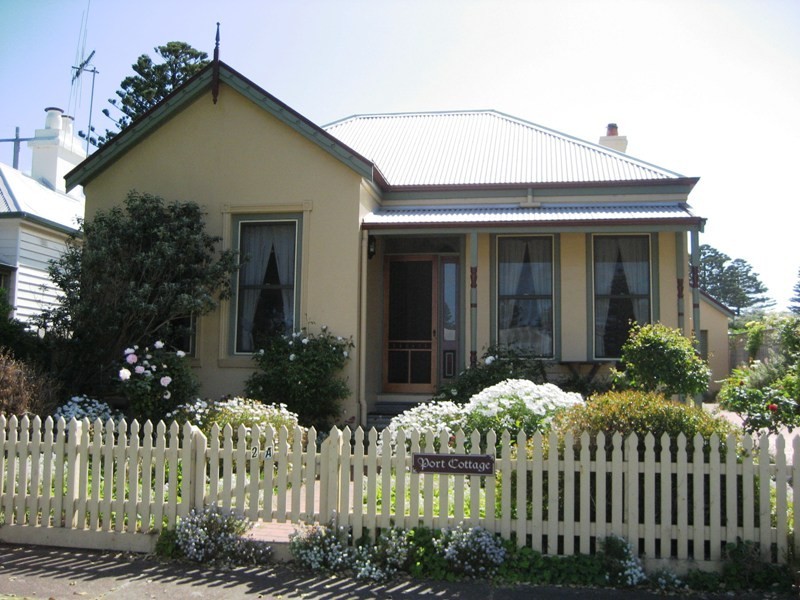 2A WISHART STREET, Port Fairy VIC 3284