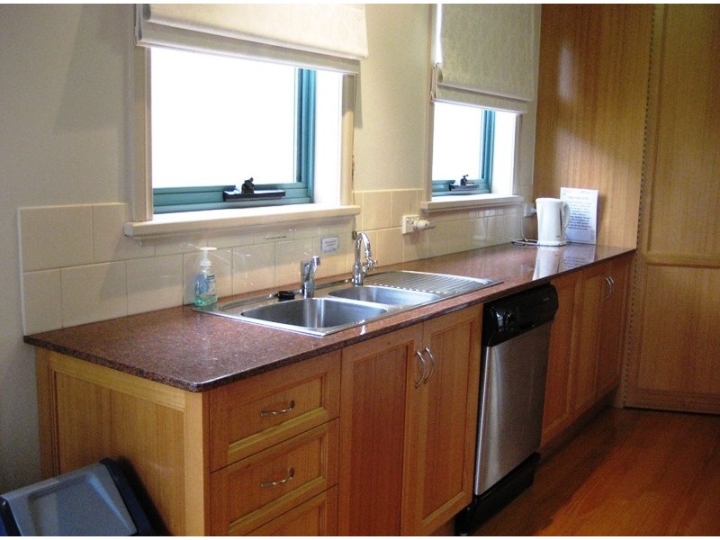 2/145A GRIFFITH STREET, Port Fairy VIC 3284