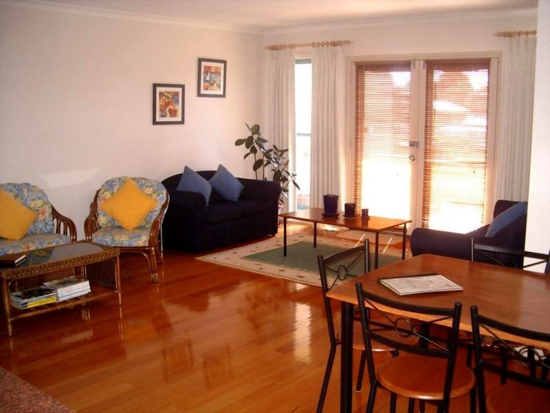 2/145A GRIFFITH STREET, Port Fairy VIC 3284