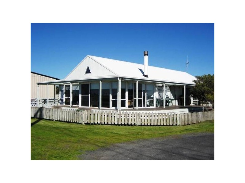 65 BEACH STREET, Port Fairy VIC 3284