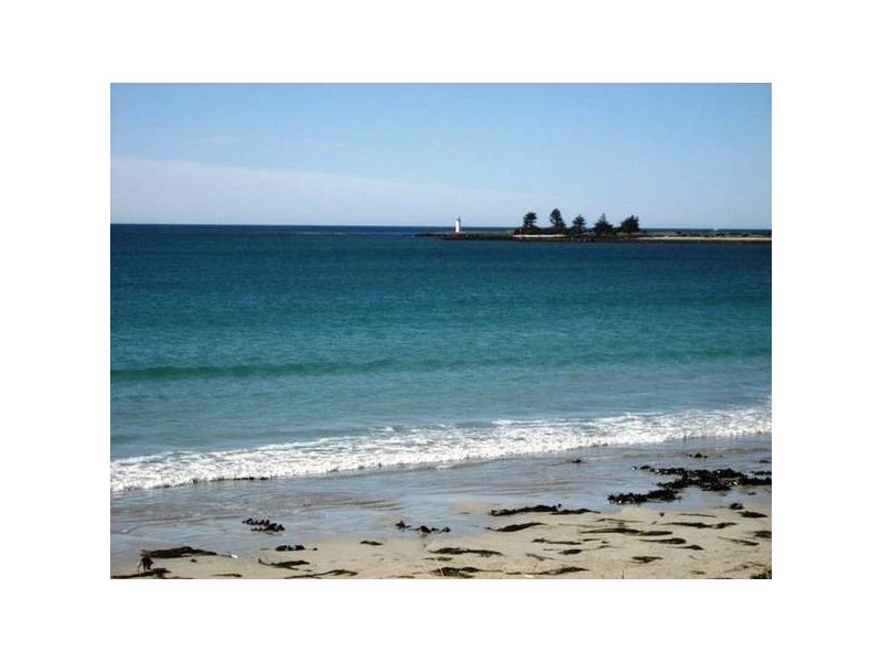 65 BEACH STREET, Port Fairy VIC 3284