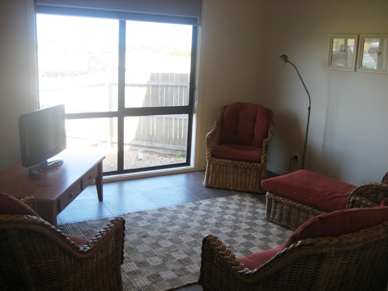 1/2 GIPPS STREET, Port Fairy VIC 3284